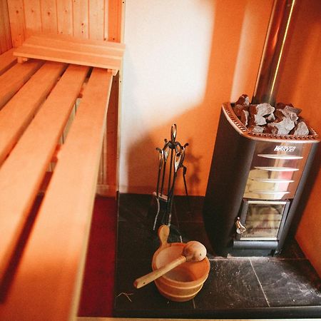 Snowdonia Shepherds' Huts Конви Экстерьер фото